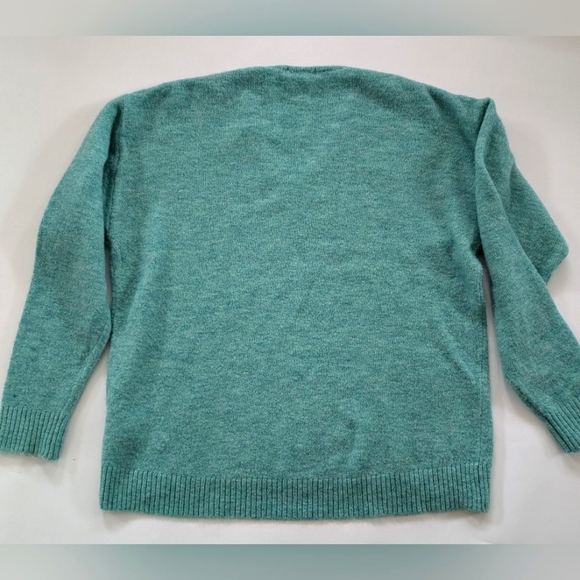 Warm & Cozy Pullover V-Neck Sweater - Picture 4 of 7